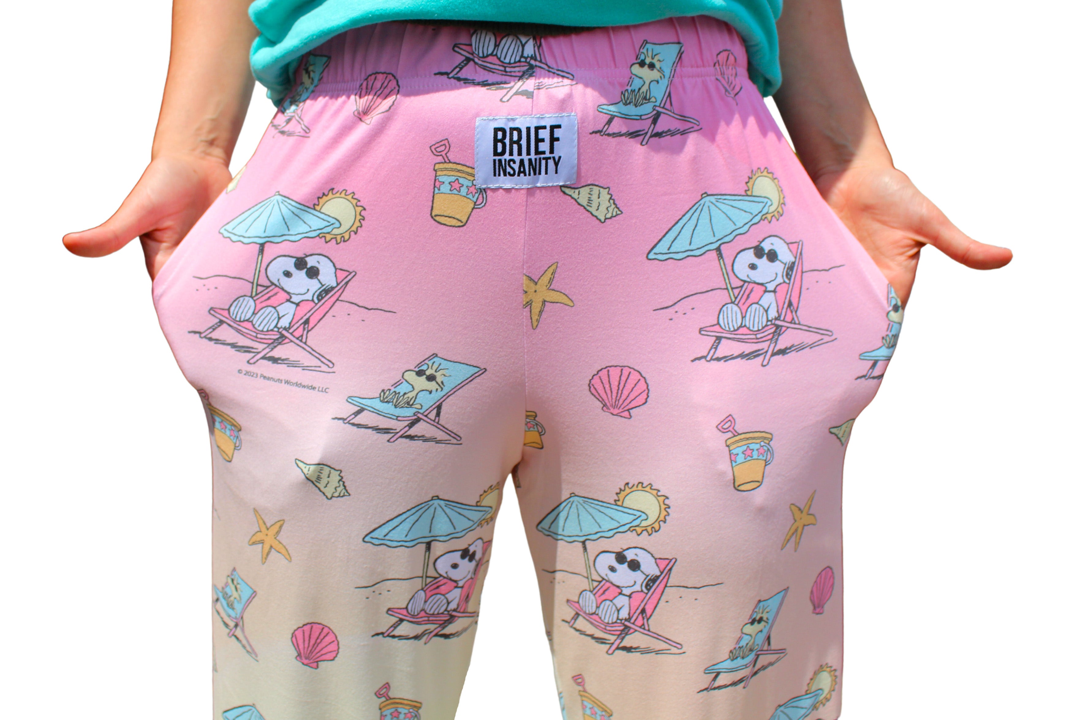 Front view with pockets
